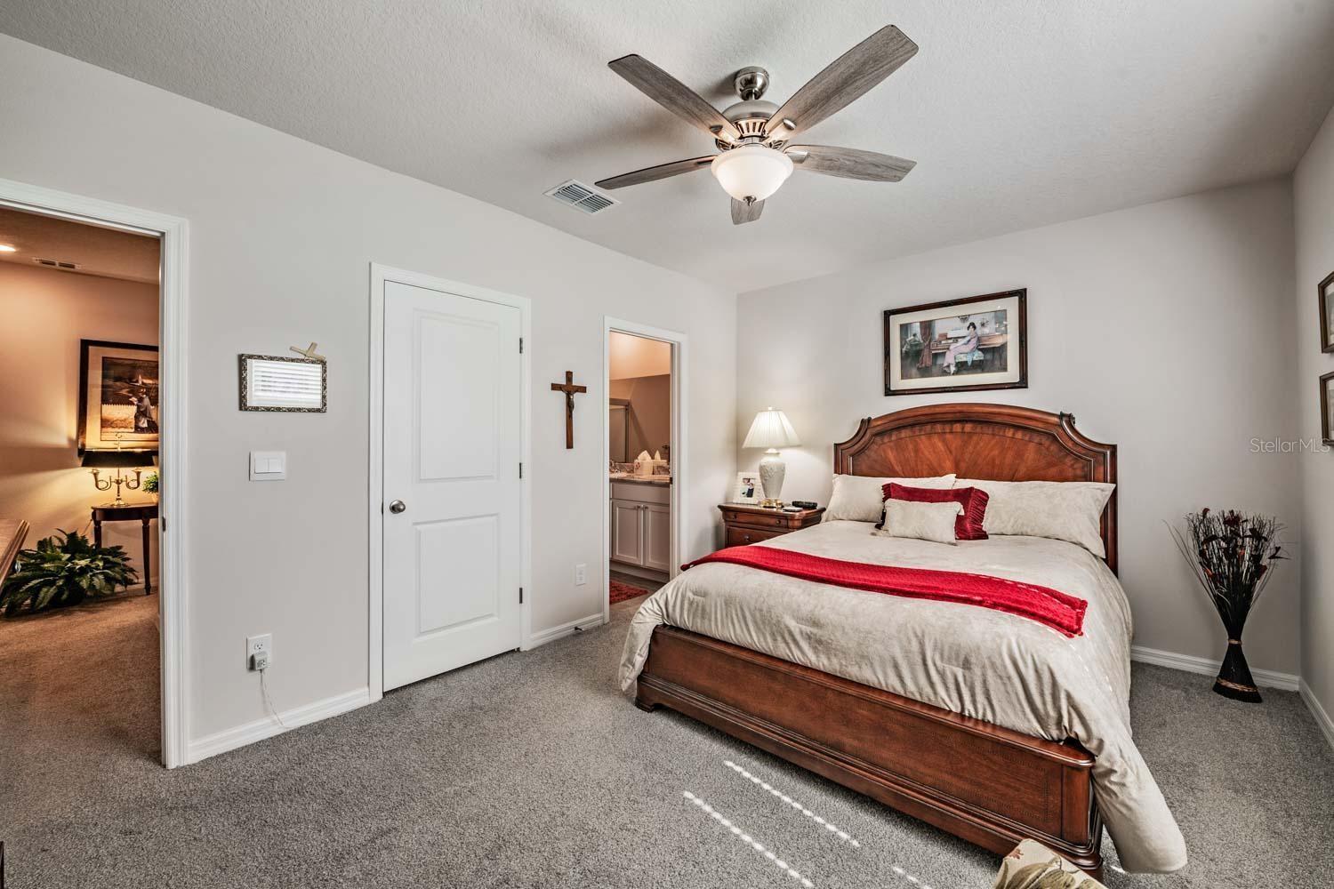 11913 HAMILTON AVE, LARGO, FL, 33774