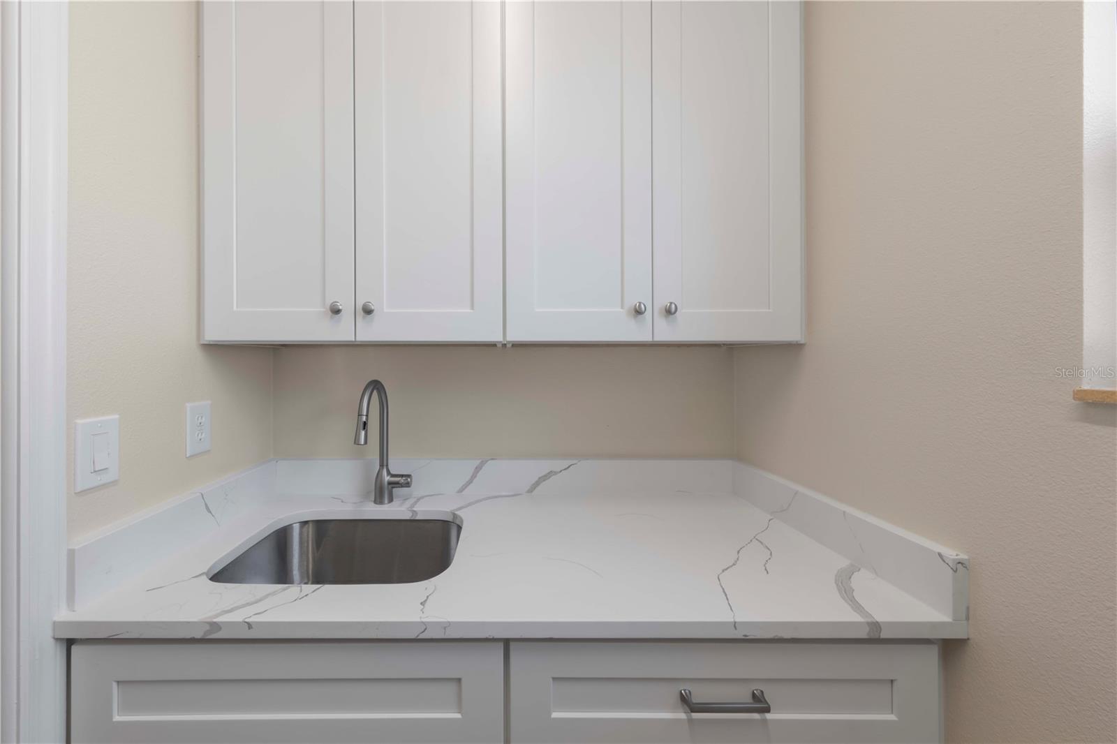 4424 HIGHLAND PARK #5, SARASOTA, FL, 34235