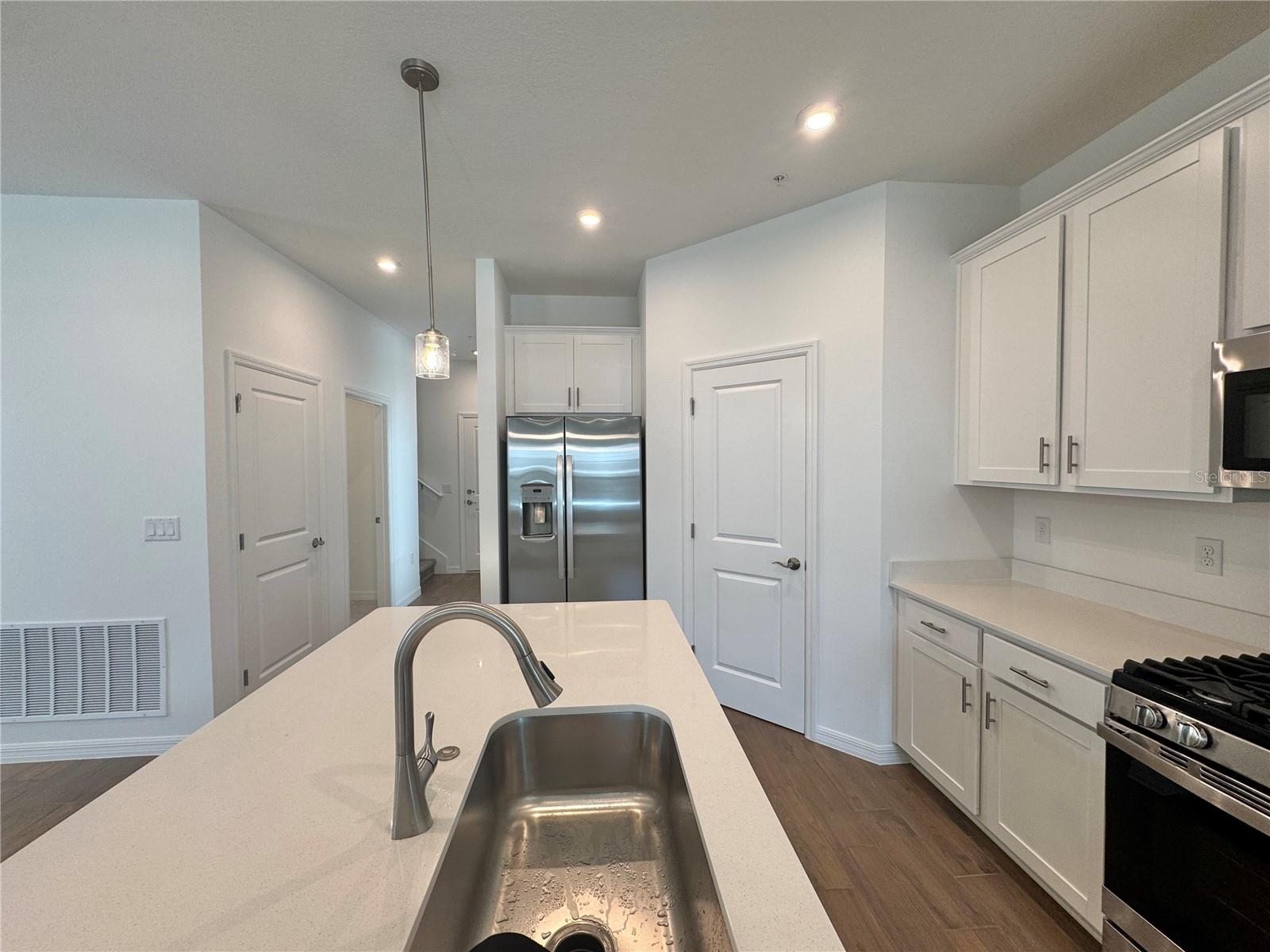 433 BELMOND DR, DEBARY, FL, 32713