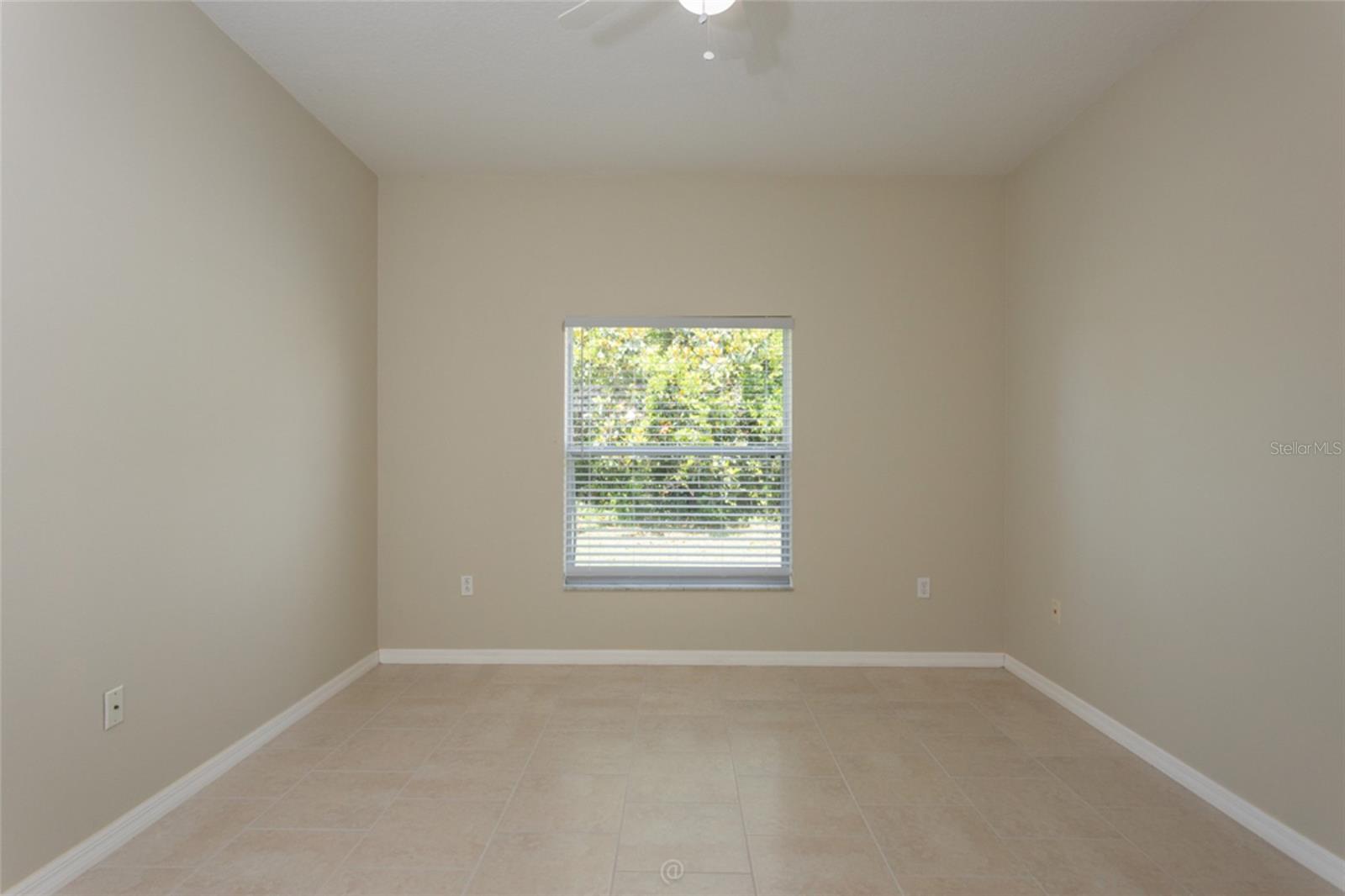 4 WHITE HURST LN, PALM COAST, FL, 32164