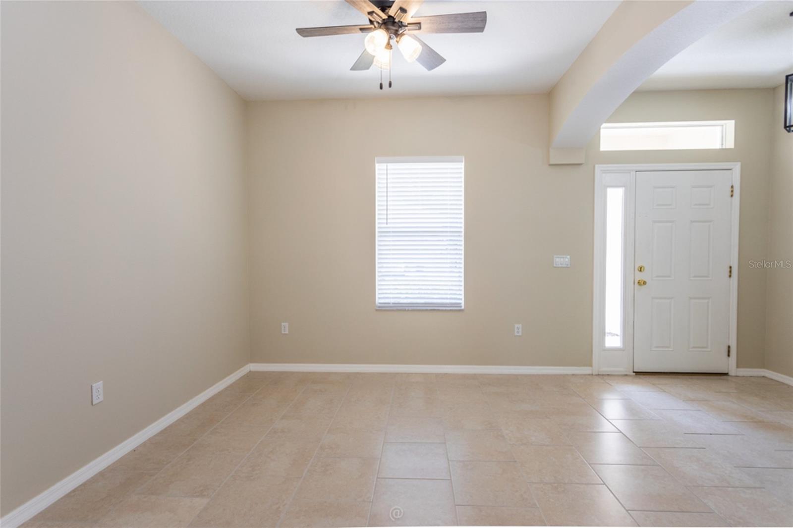 4 WHITE HURST LN, PALM COAST, FL, 32164