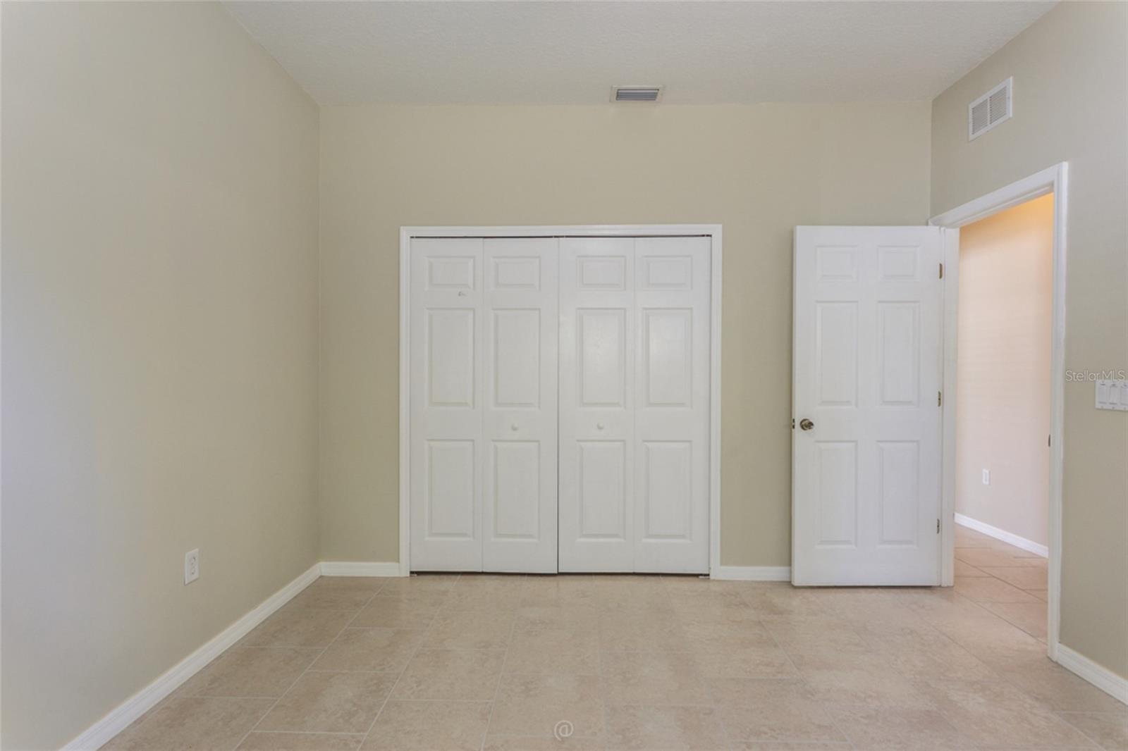 4 WHITE HURST LN, PALM COAST, FL, 32164