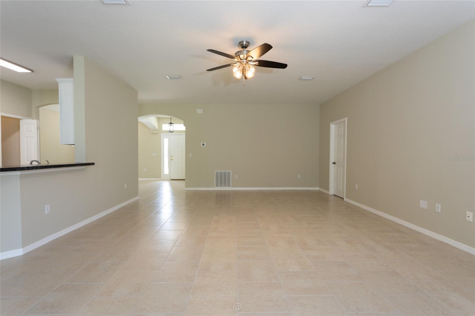 4 WHITE HURST LN, PALM COAST, FL, 32164