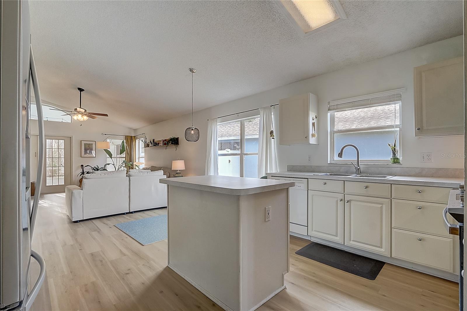 13501 FORDWELL DR, ORLANDO, FL, 32828