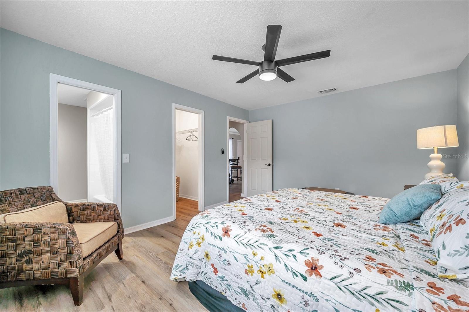 717 CAROLINA AVE, TARPON SPRINGS, FL, 34689