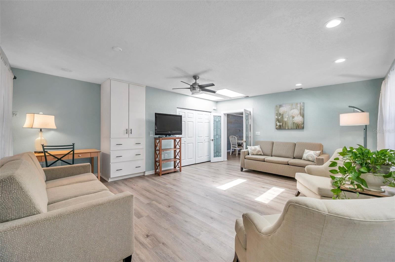 717 CAROLINA AVE, TARPON SPRINGS, FL, 34689
