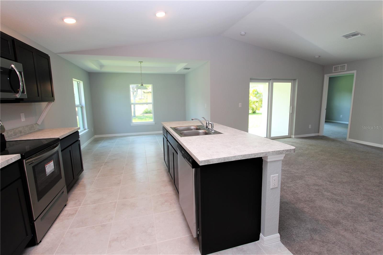 154 AUSTRALIAN DR, ROTONDA WEST, FL, 33947