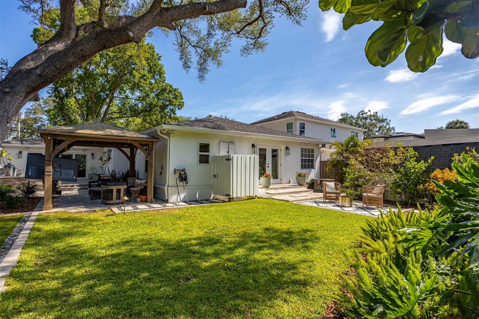 4110 W MULLEN AVE, TAMPA, FL, 33609