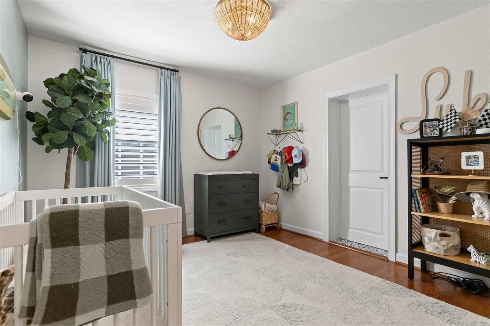 4110 W MULLEN AVE, TAMPA, FL, 33609