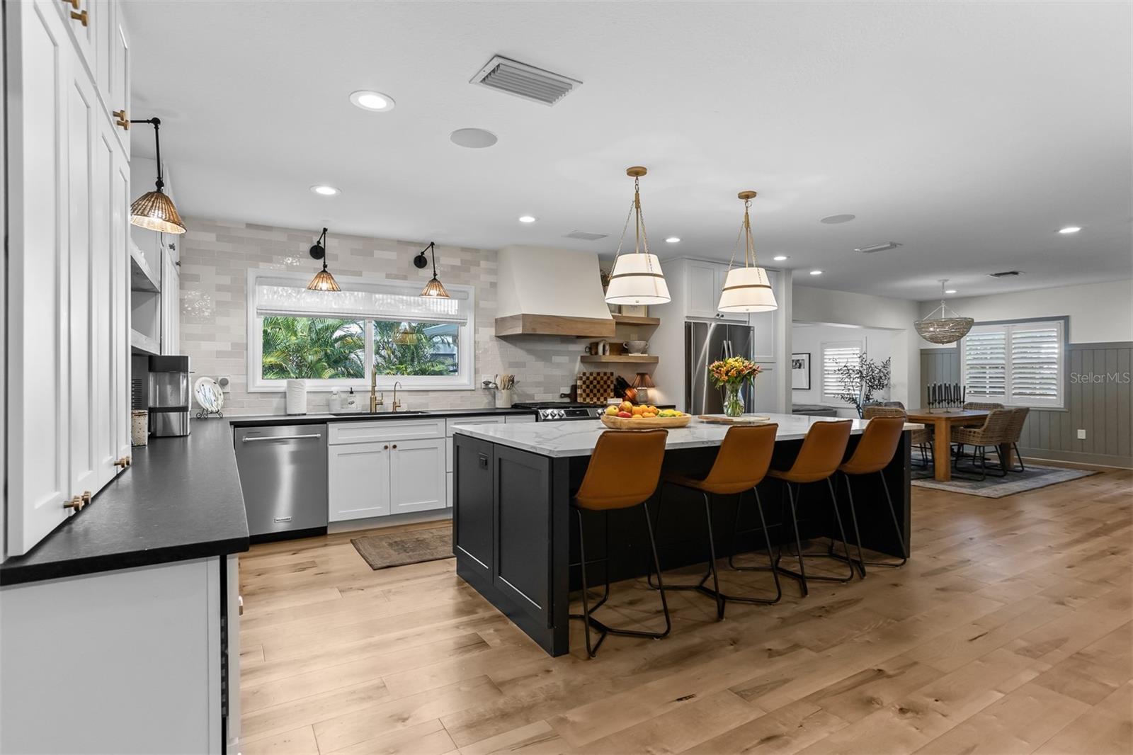 4110 W MULLEN AVE, TAMPA, FL, 33609