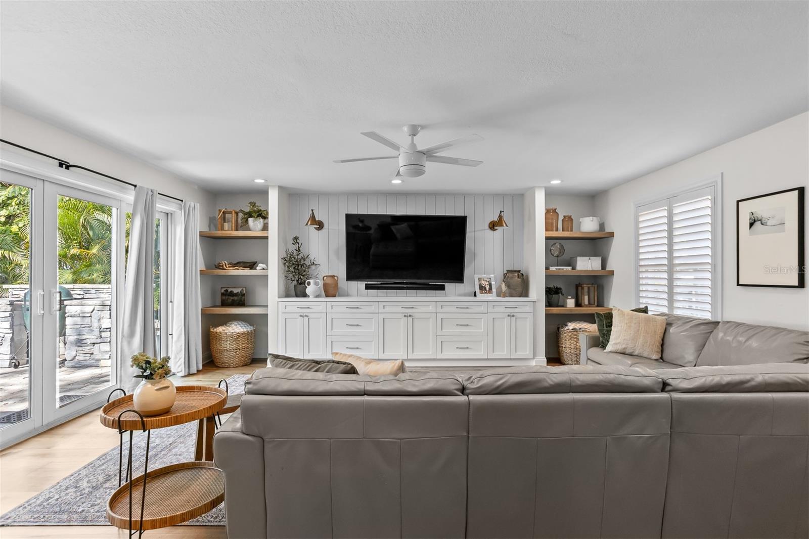 4110 W MULLEN AVE, TAMPA, FL, 33609