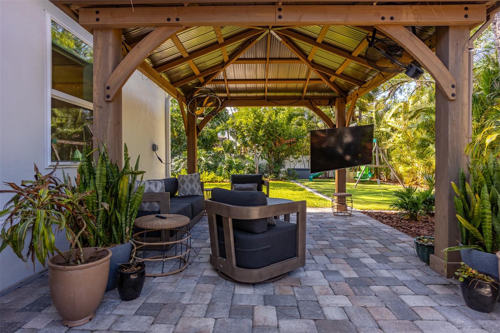 4110 W MULLEN AVE, TAMPA, FL, 33609