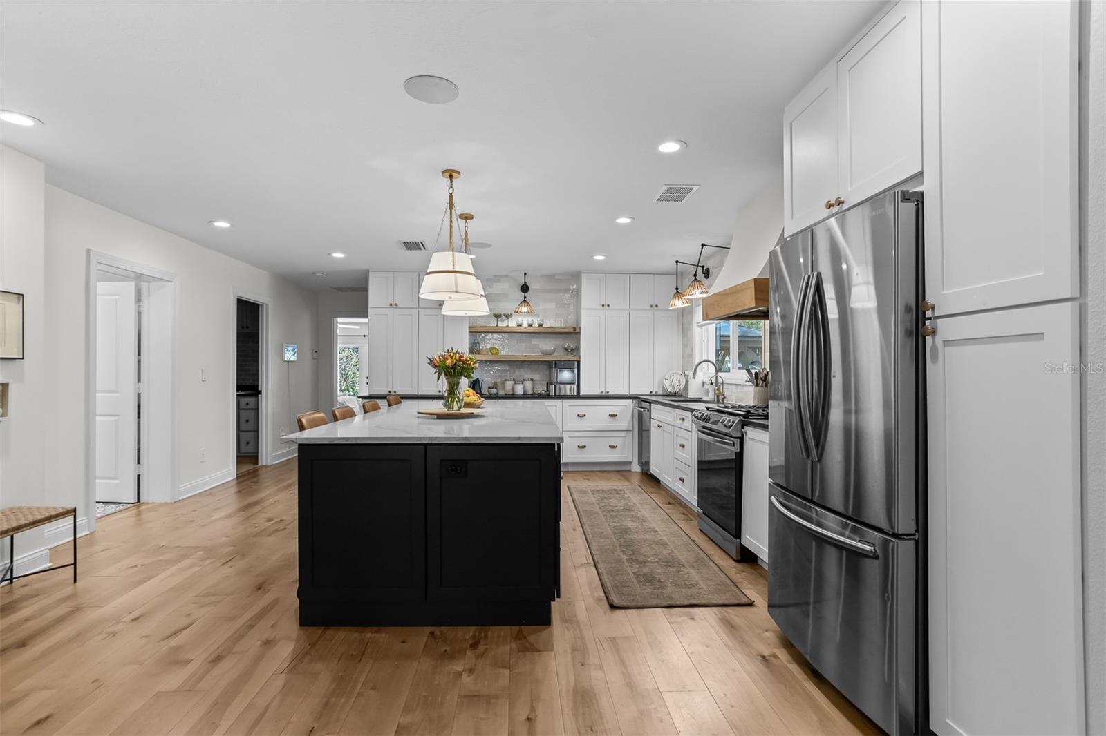 4110 W MULLEN AVE, TAMPA, FL, 33609