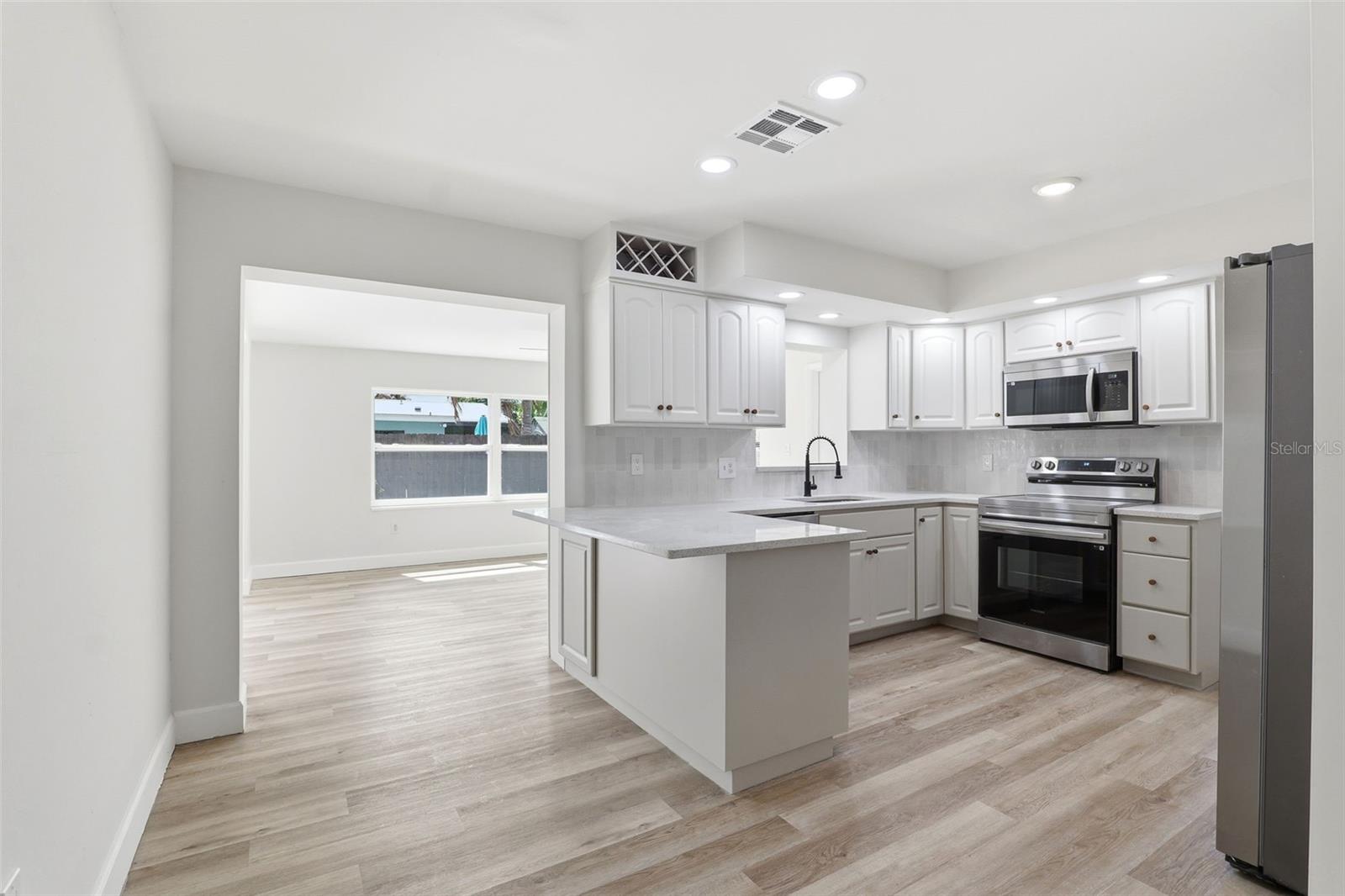 524 WESTMINSTER AVE, MELBOURNE, FL, 32935
