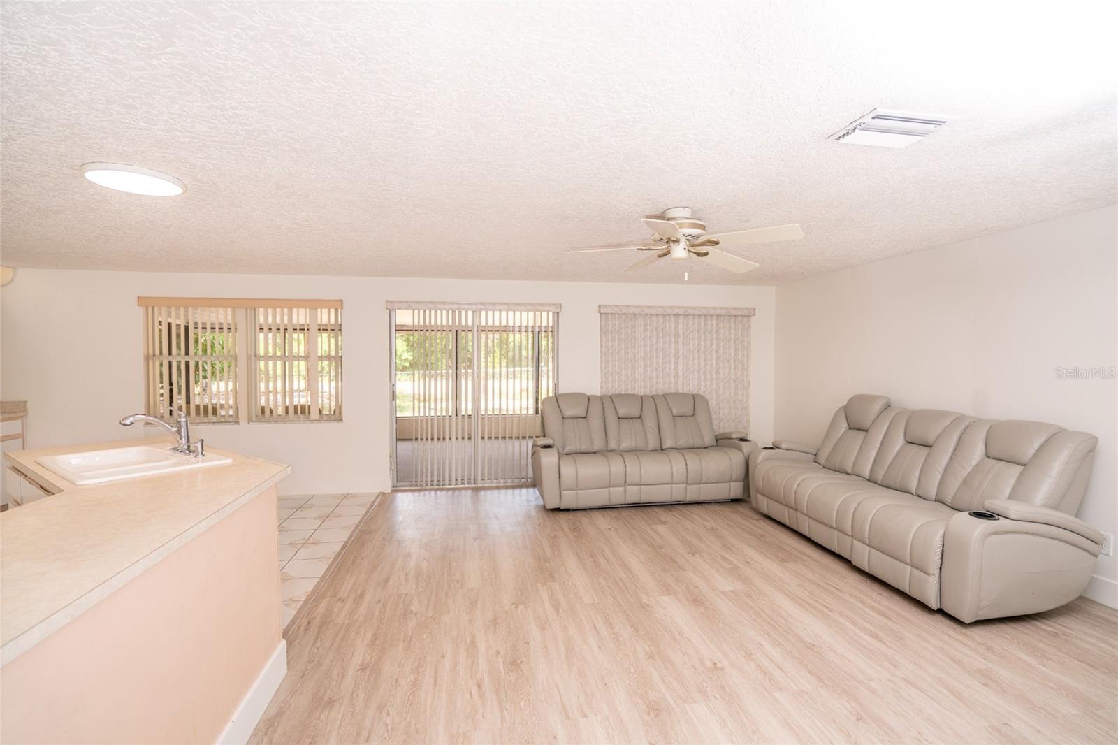 7003 FOUNTAIN AVE, TAMPA, FL, 33634