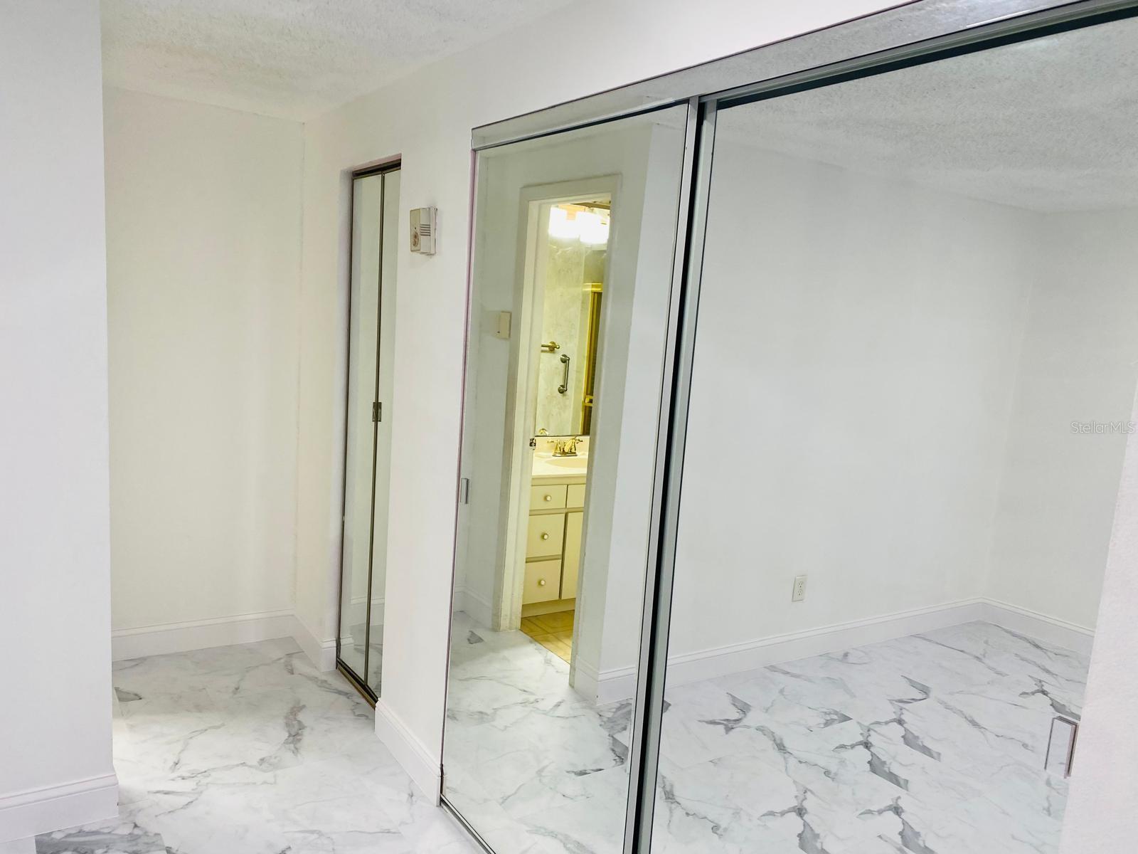 7003 FOUNTAIN AVE, TAMPA, FL, 33634