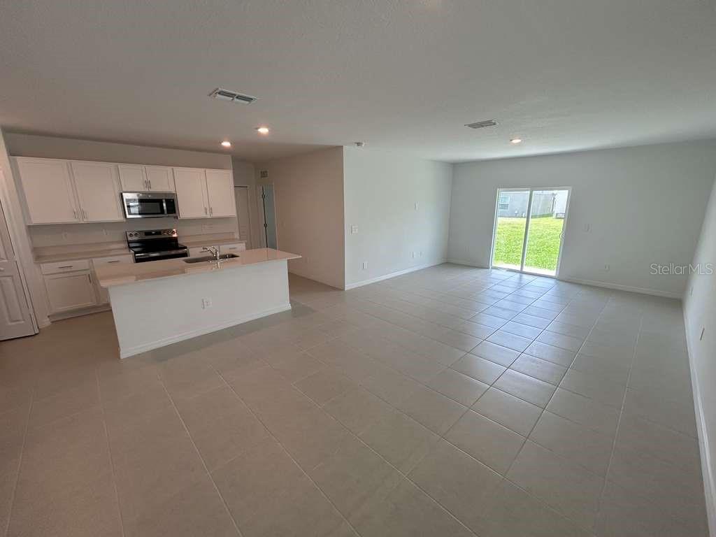 1140 HOUR GLASS RD, LAKELAND, FL, 33801