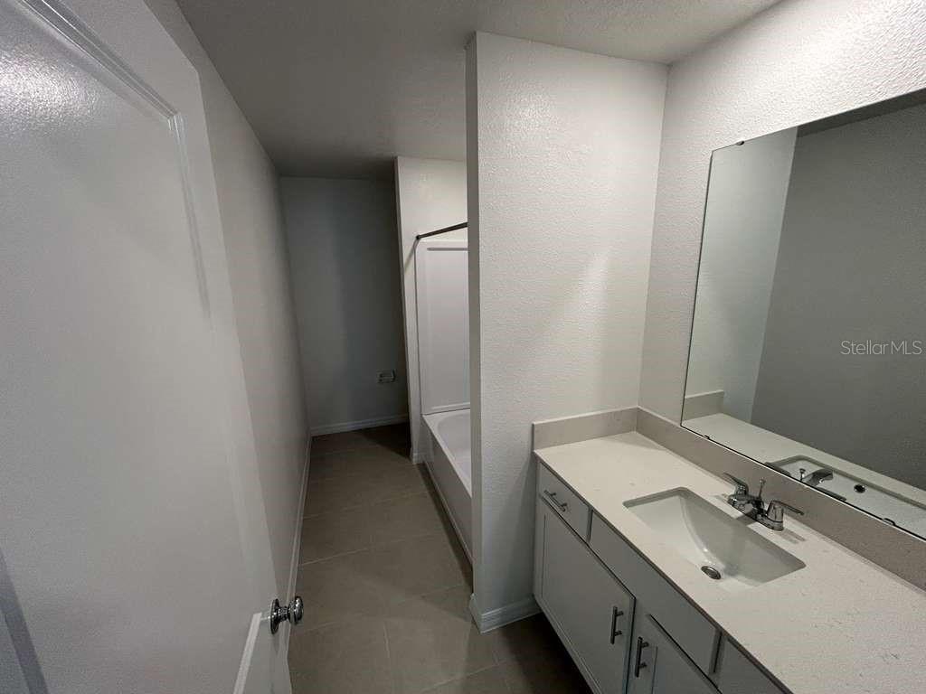 1140 HOUR GLASS RD, LAKELAND, FL, 33801