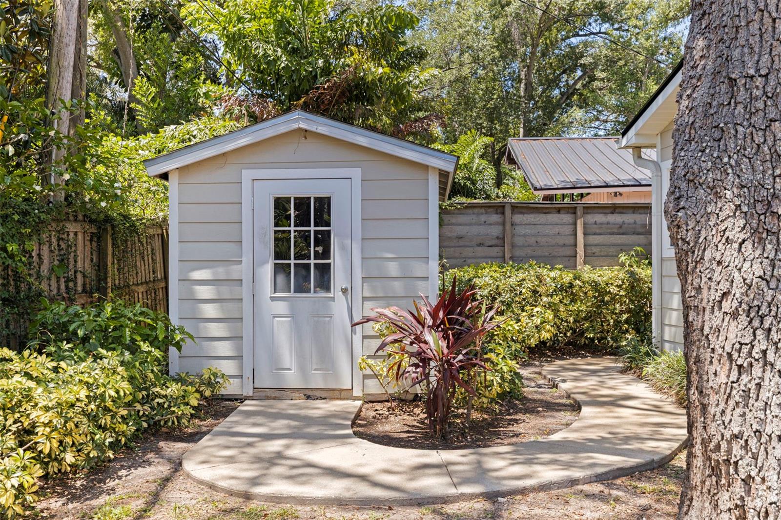 1010 43RD AVE N, ST PETERSBURG, FL, 33703