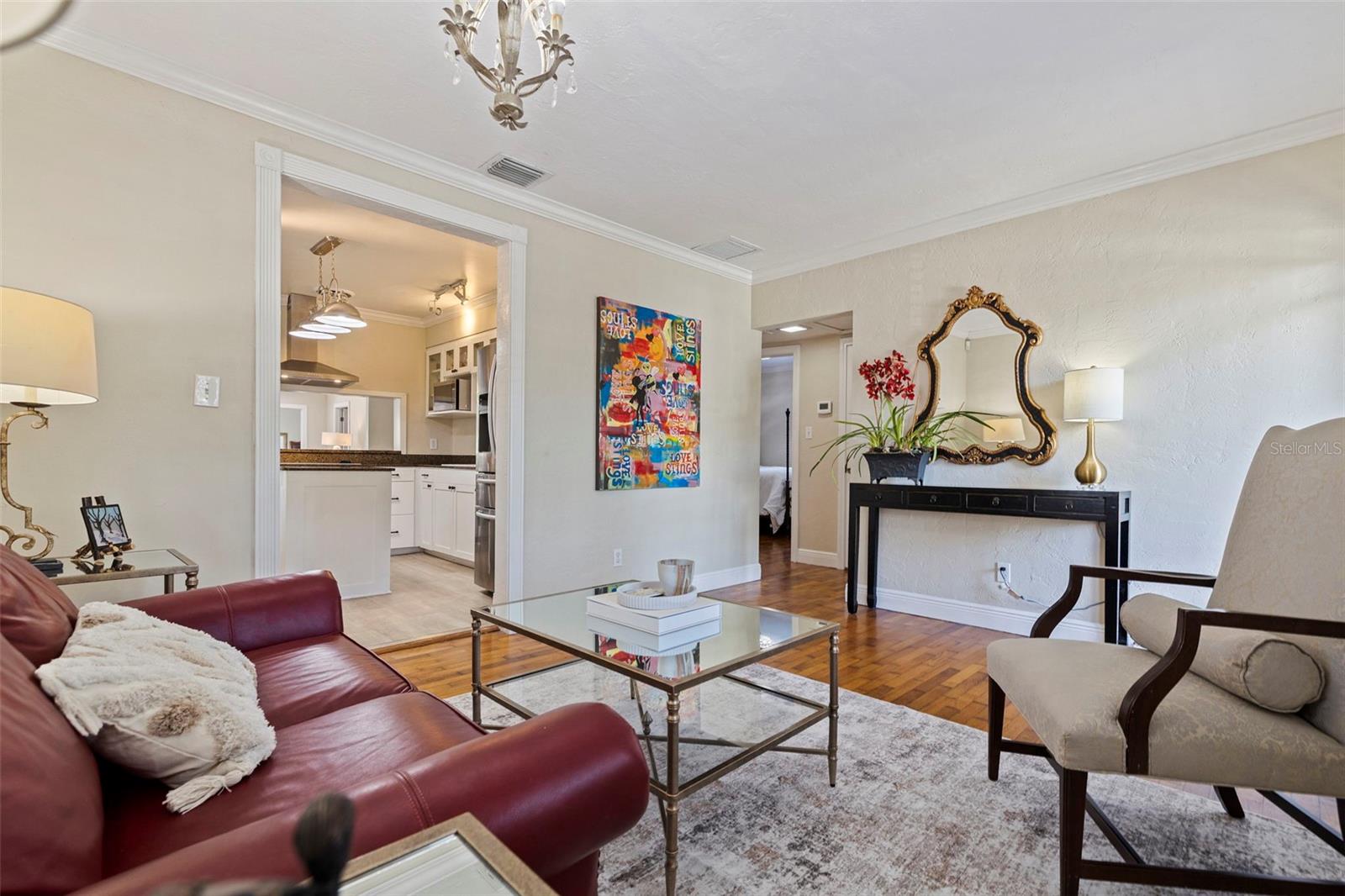 1010 43RD AVE N, ST PETERSBURG, FL, 33703