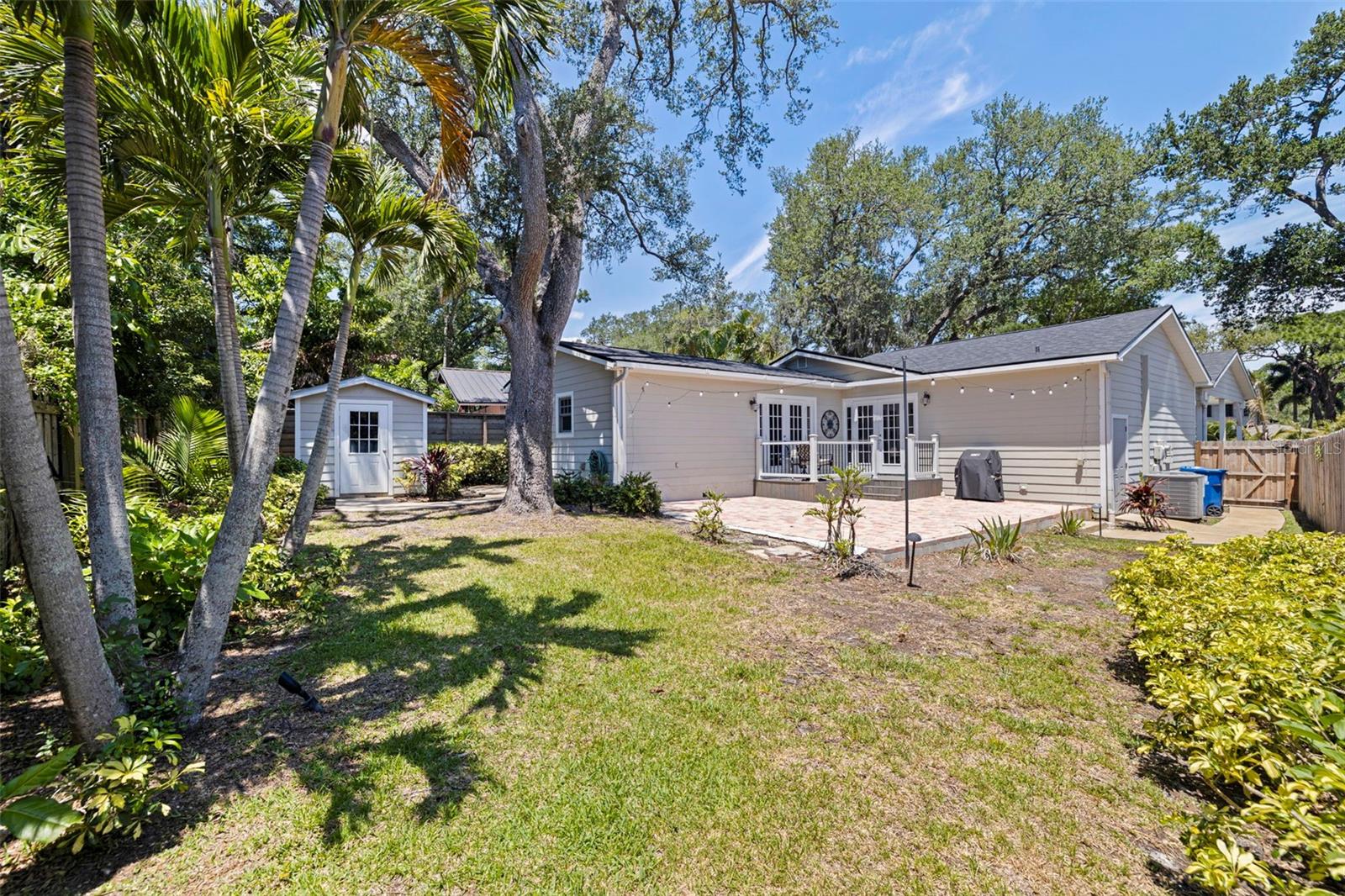 1010 43RD AVE N, ST PETERSBURG, FL, 33703