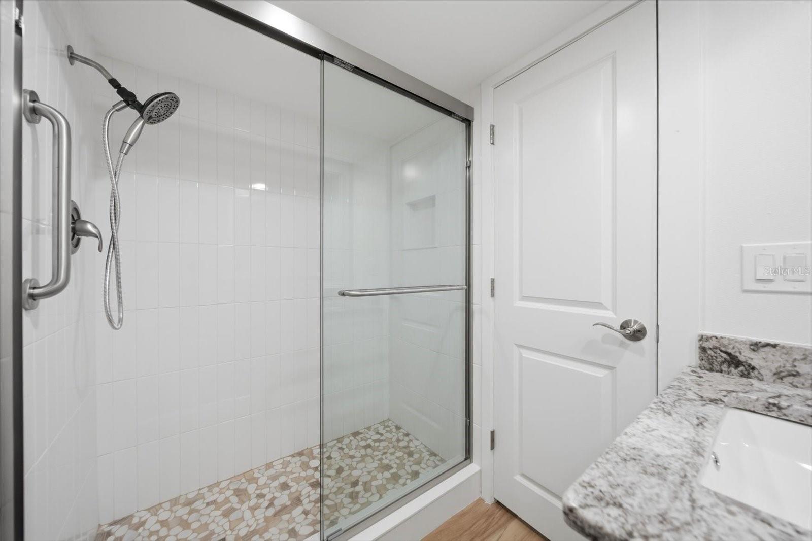 1868 SHORE #104, SOUTH PASADENA, FL, 33707