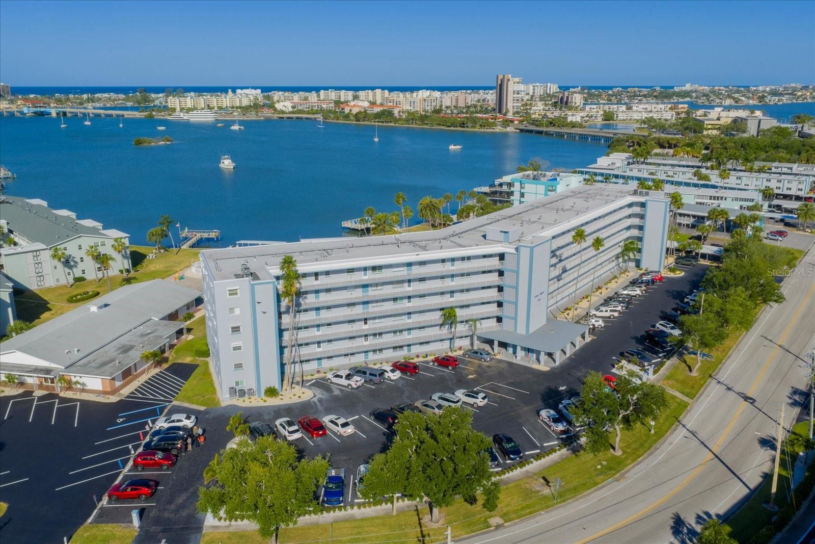 1868 SHORE #104, SOUTH PASADENA, FL, 33707