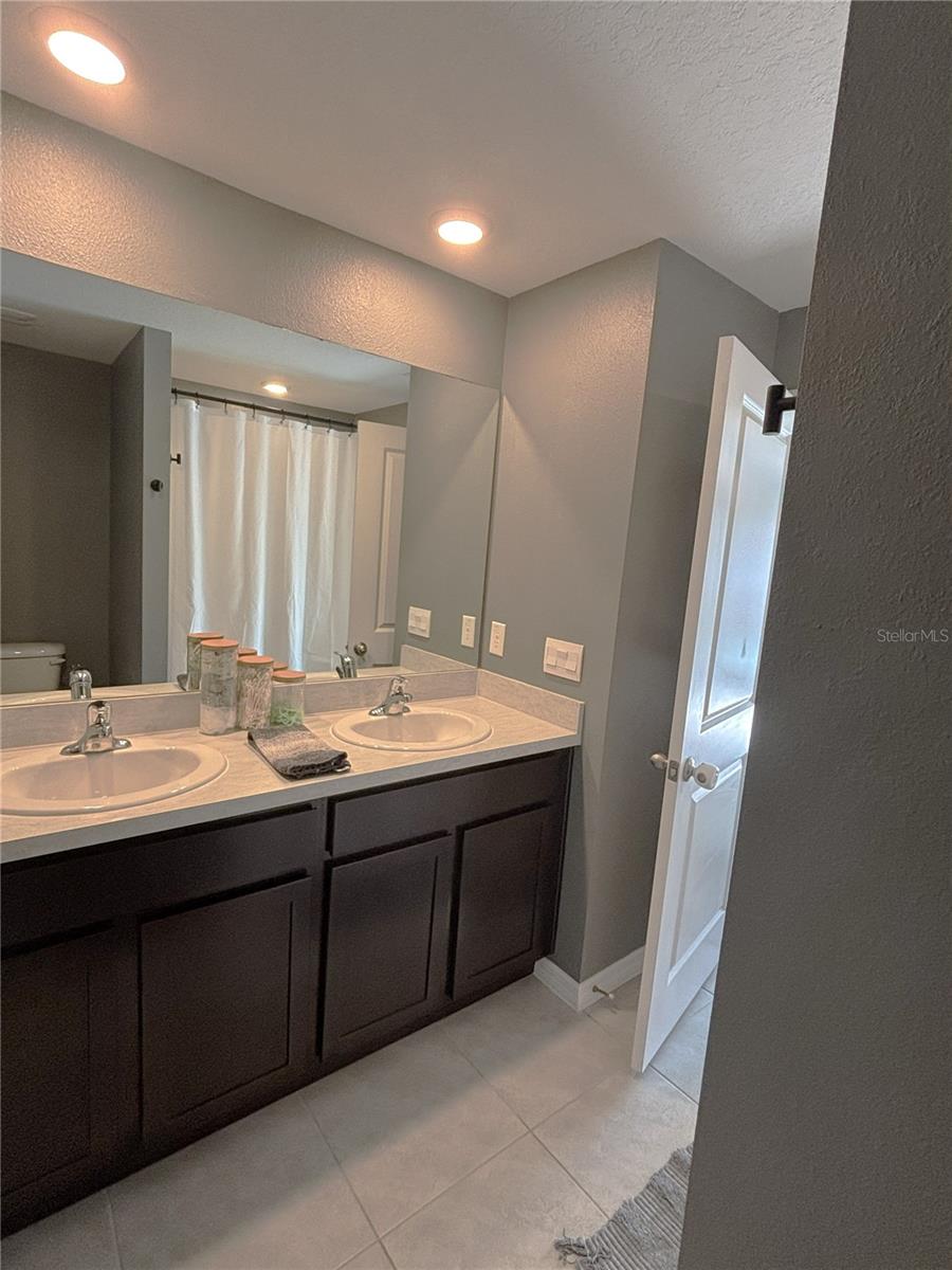 16731 KINGMAN REEF ST, WIMAUMA, FL, 33598