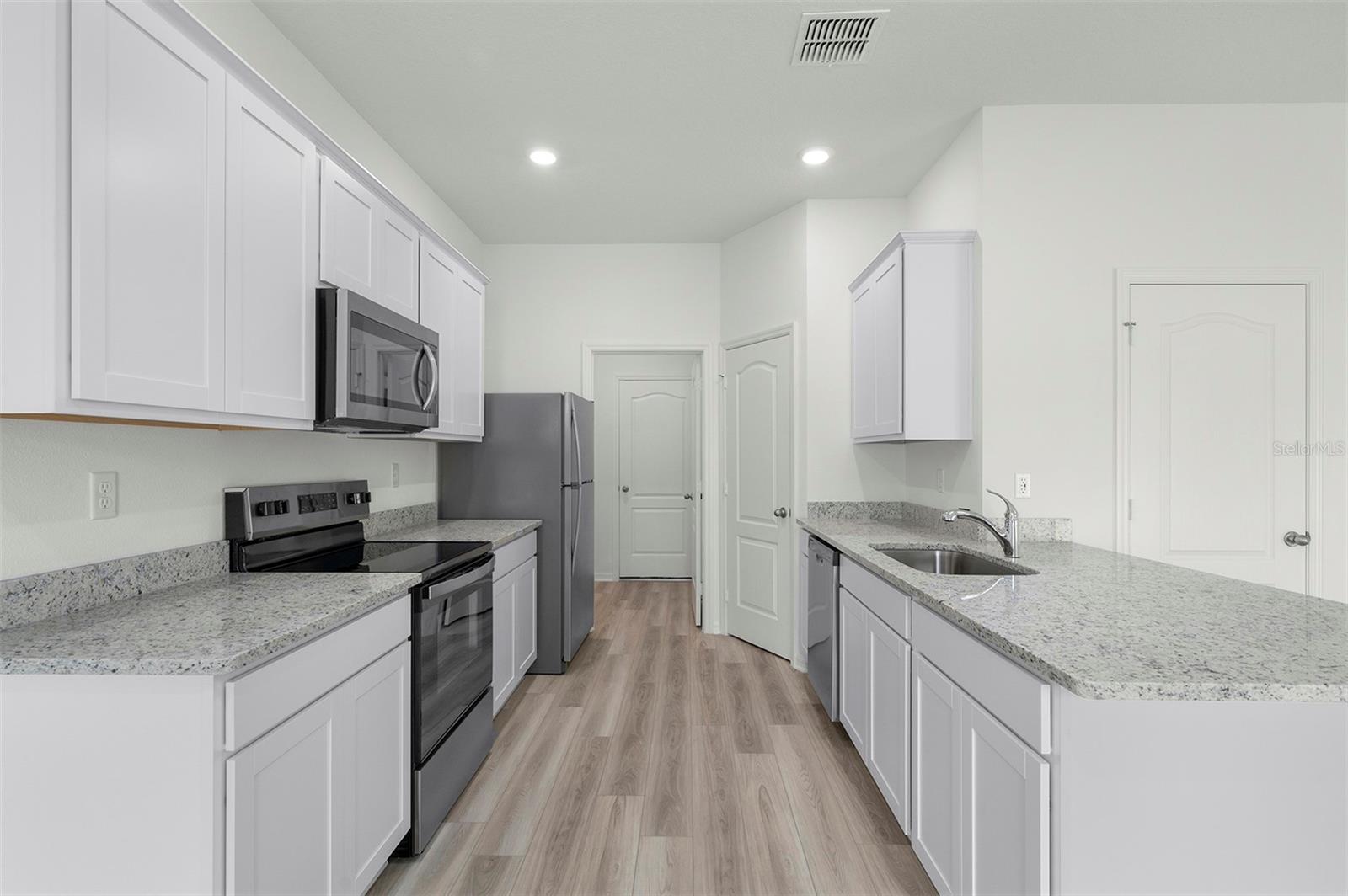 13348 TULA LOOP, ASTATULA, FL, 34705