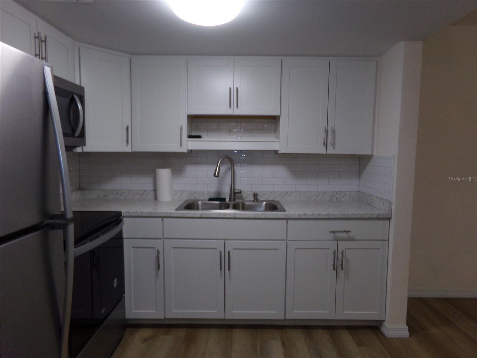 2042 AUSTRALIA WAY W #18, CLEARWATER, FL, 33763