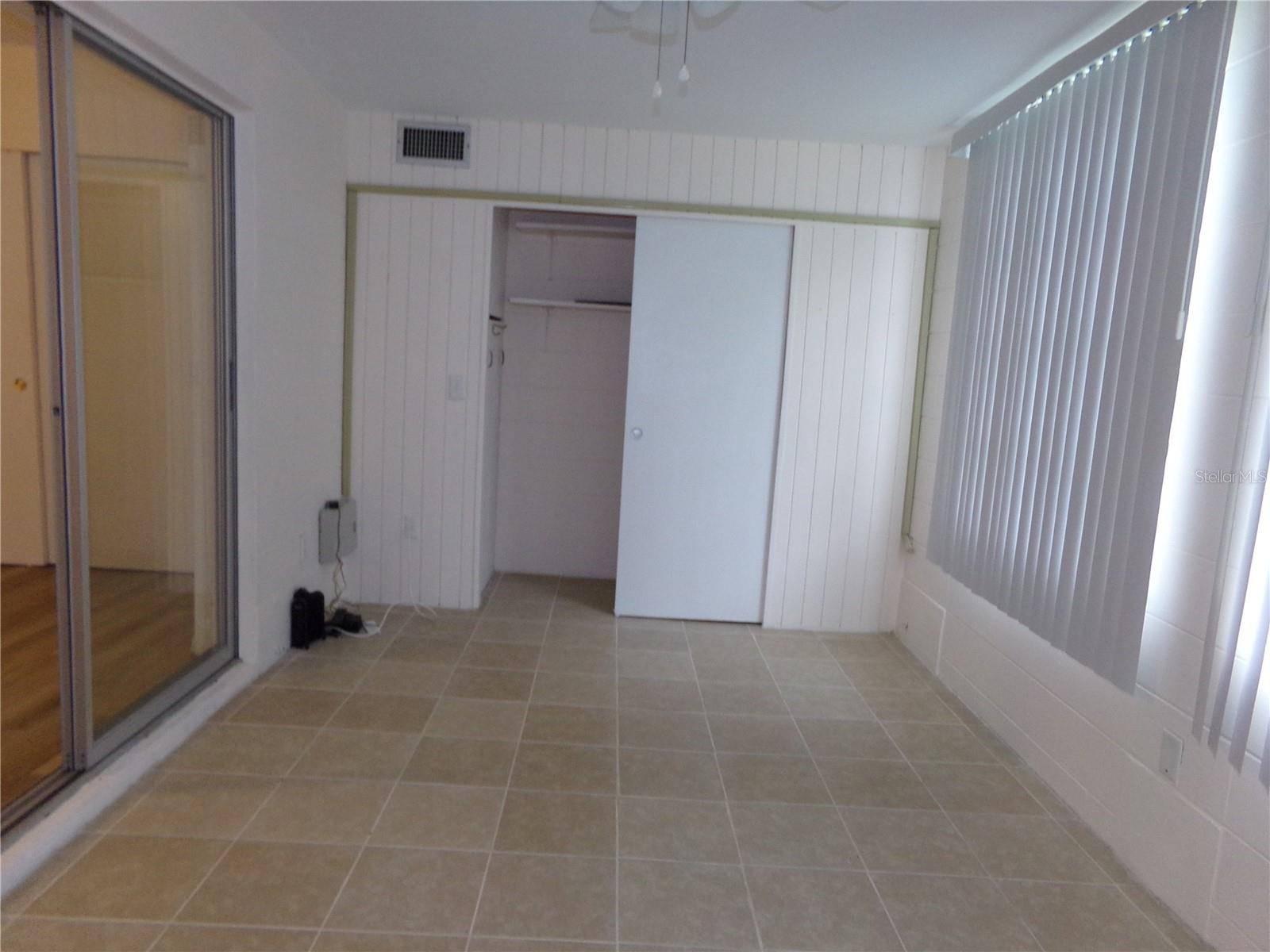 2042 AUSTRALIA WAY W #18, CLEARWATER, FL, 33763