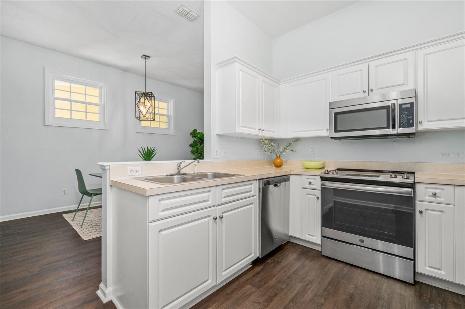 5213 SW 91ST TER #B, GAINESVILLE, FL, 32608
