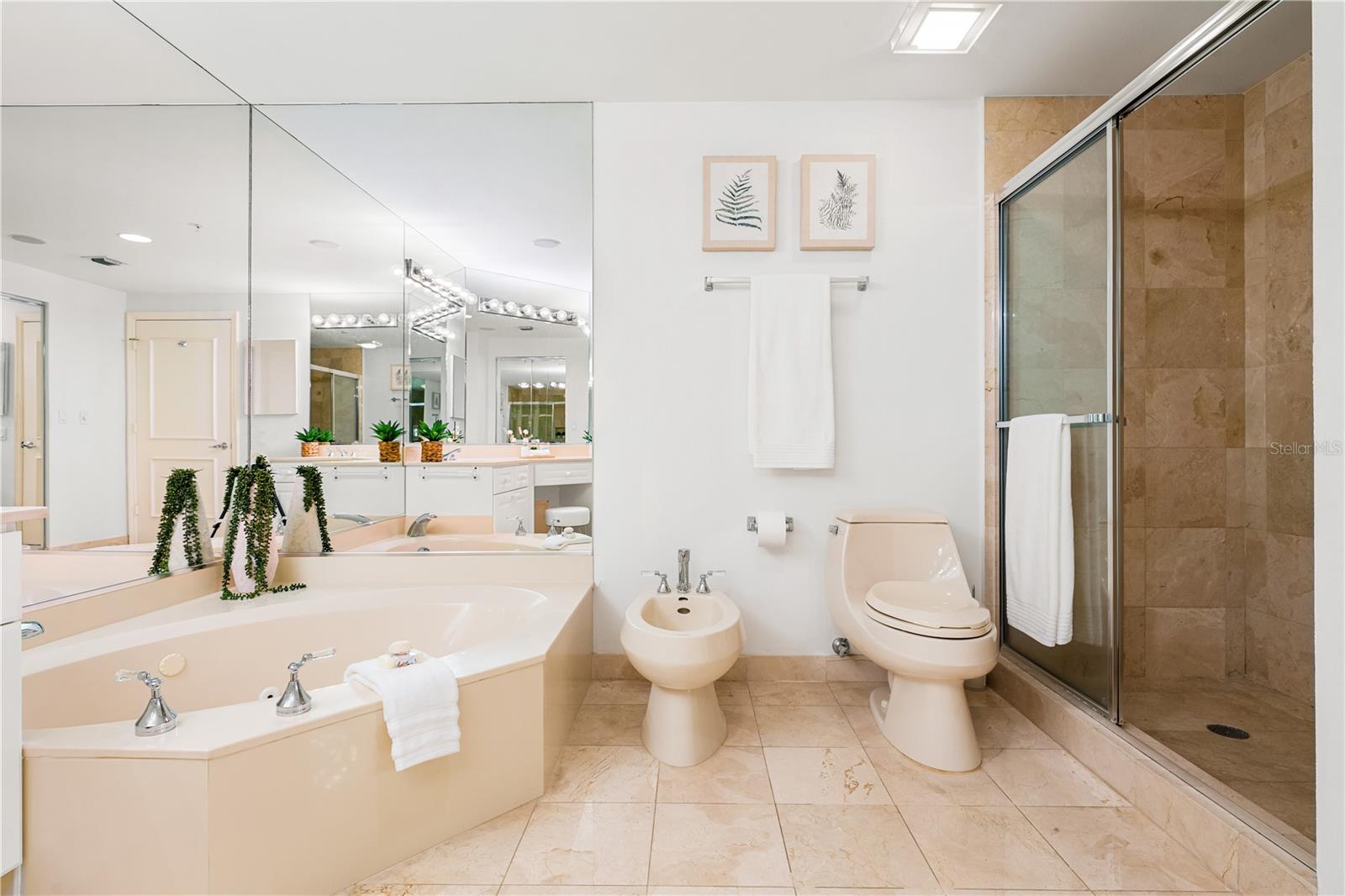 1800 BENJAMIN FRANKLIN DR #A905, SARASOTA, FL, 34236