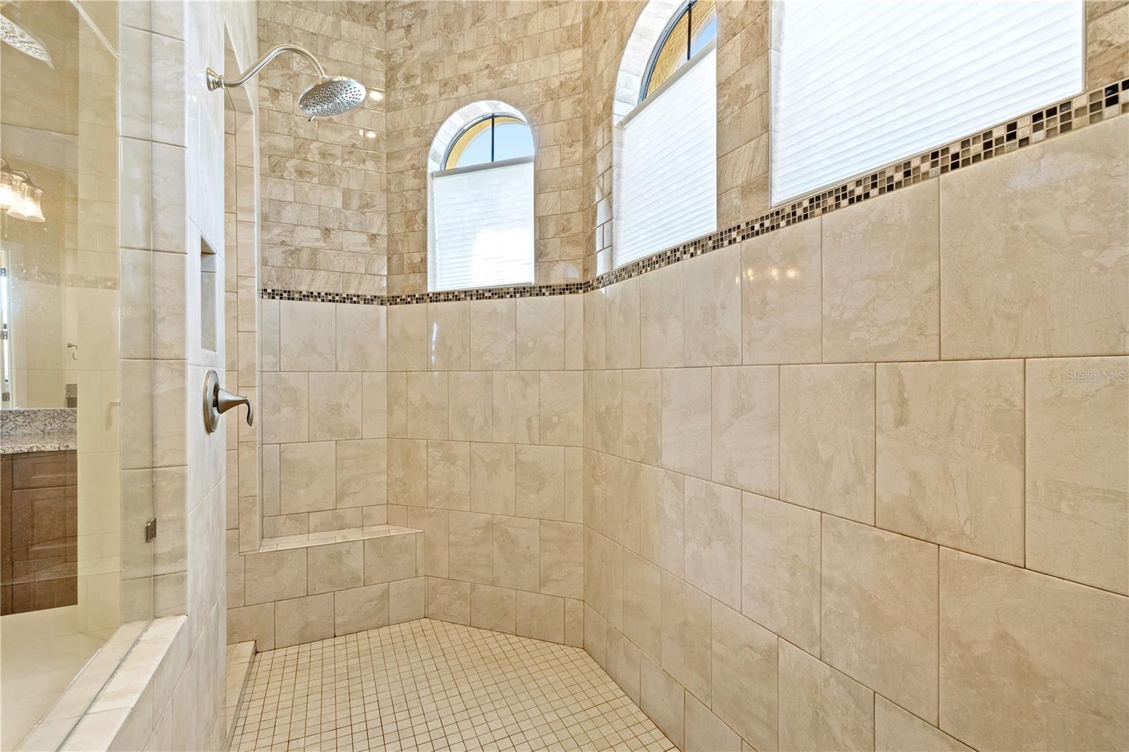 26023 ESTATES RIDGE DR, SORRENTO, FL, 32776
