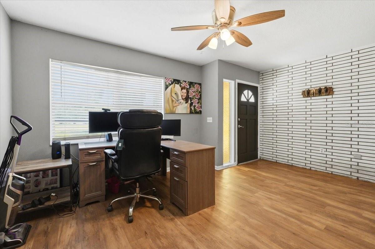 303 KARPPE RD, PLANT CITY, FL, 33567