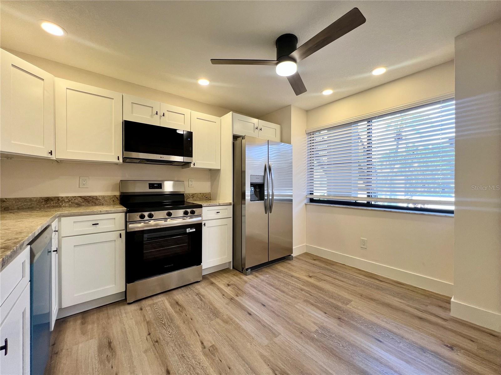 3014 RED OAK CT #102, PALM HARBOR, FL, 34684