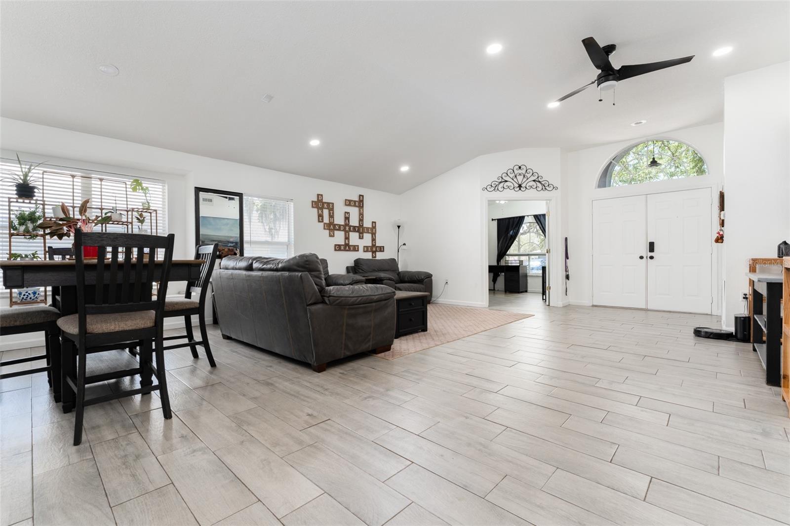 10727 DEEPBROOK DR, RIVERVIEW, FL, 33569