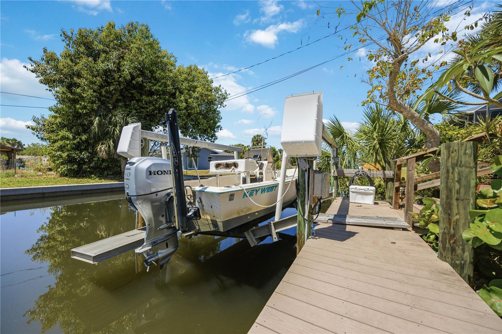 885 E 3RD ST, ENGLEWOOD, FL, 34223
