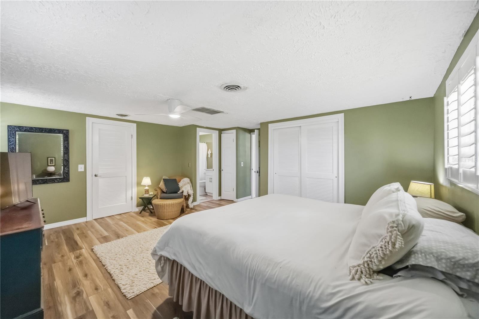 885 E 3RD ST, ENGLEWOOD, FL, 34223
