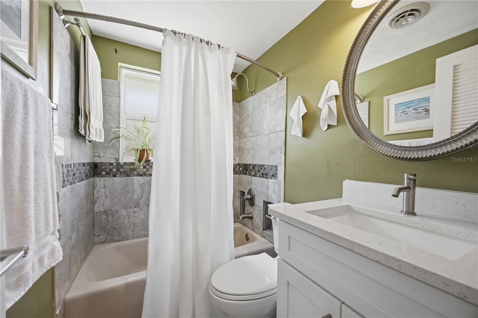 885 E 3RD ST, ENGLEWOOD, FL, 34223