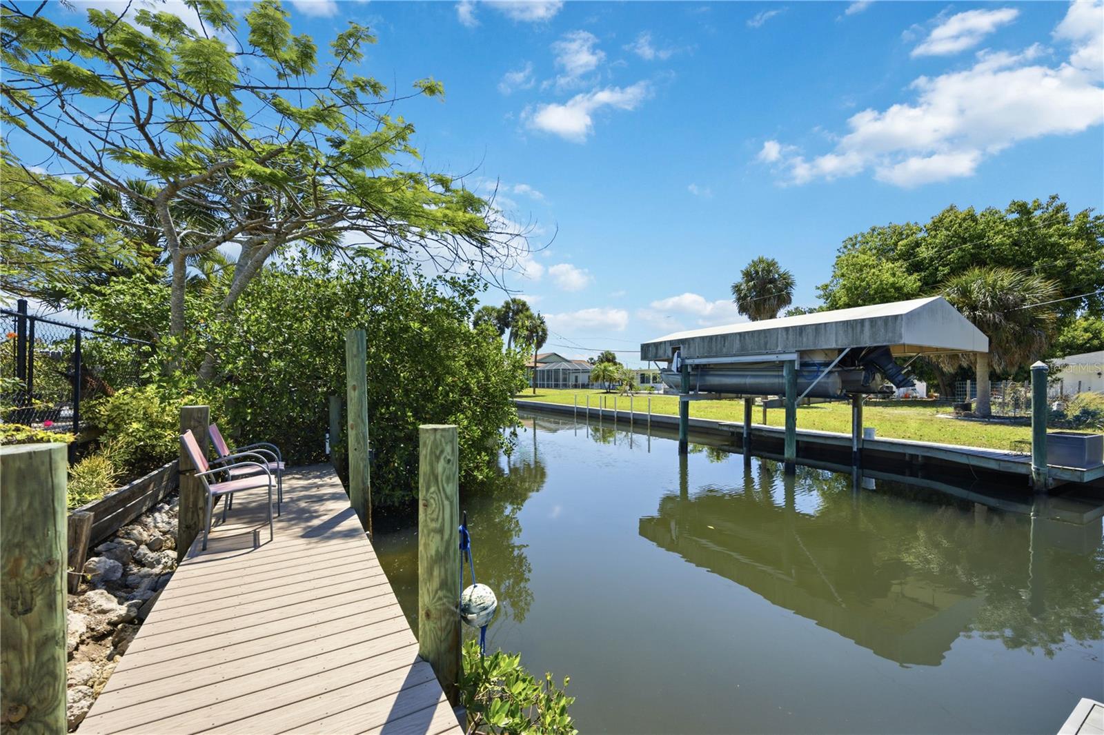 885 E 3RD ST, ENGLEWOOD, FL, 34223