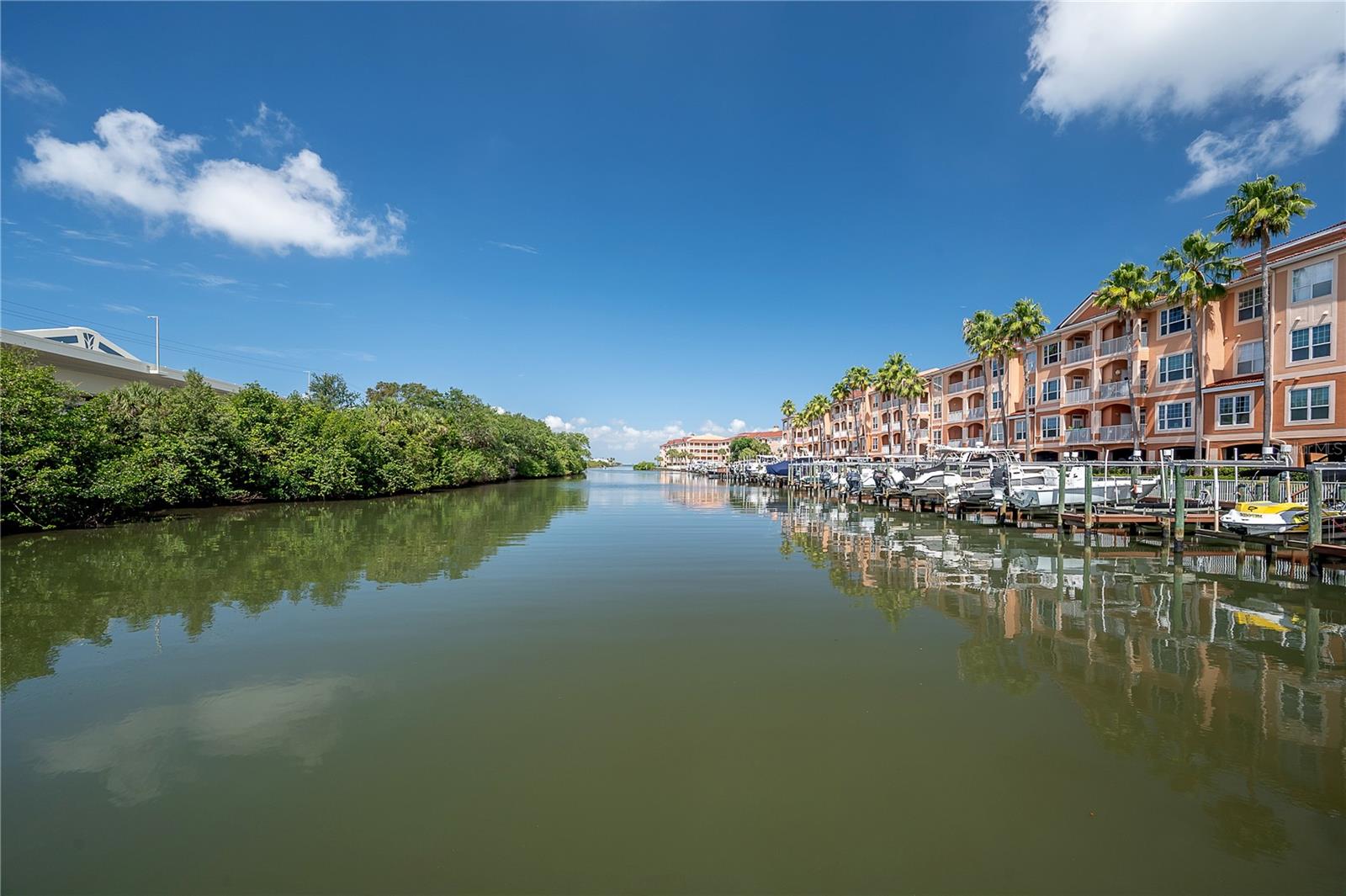 5000 CULBREATH KEY WAY #8-302, TAMPA, FL, 33611