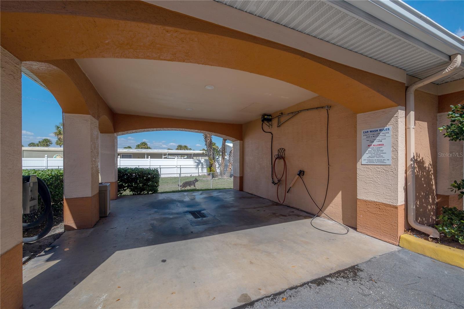 5000 CULBREATH KEY WAY #8-302, TAMPA, FL, 33611