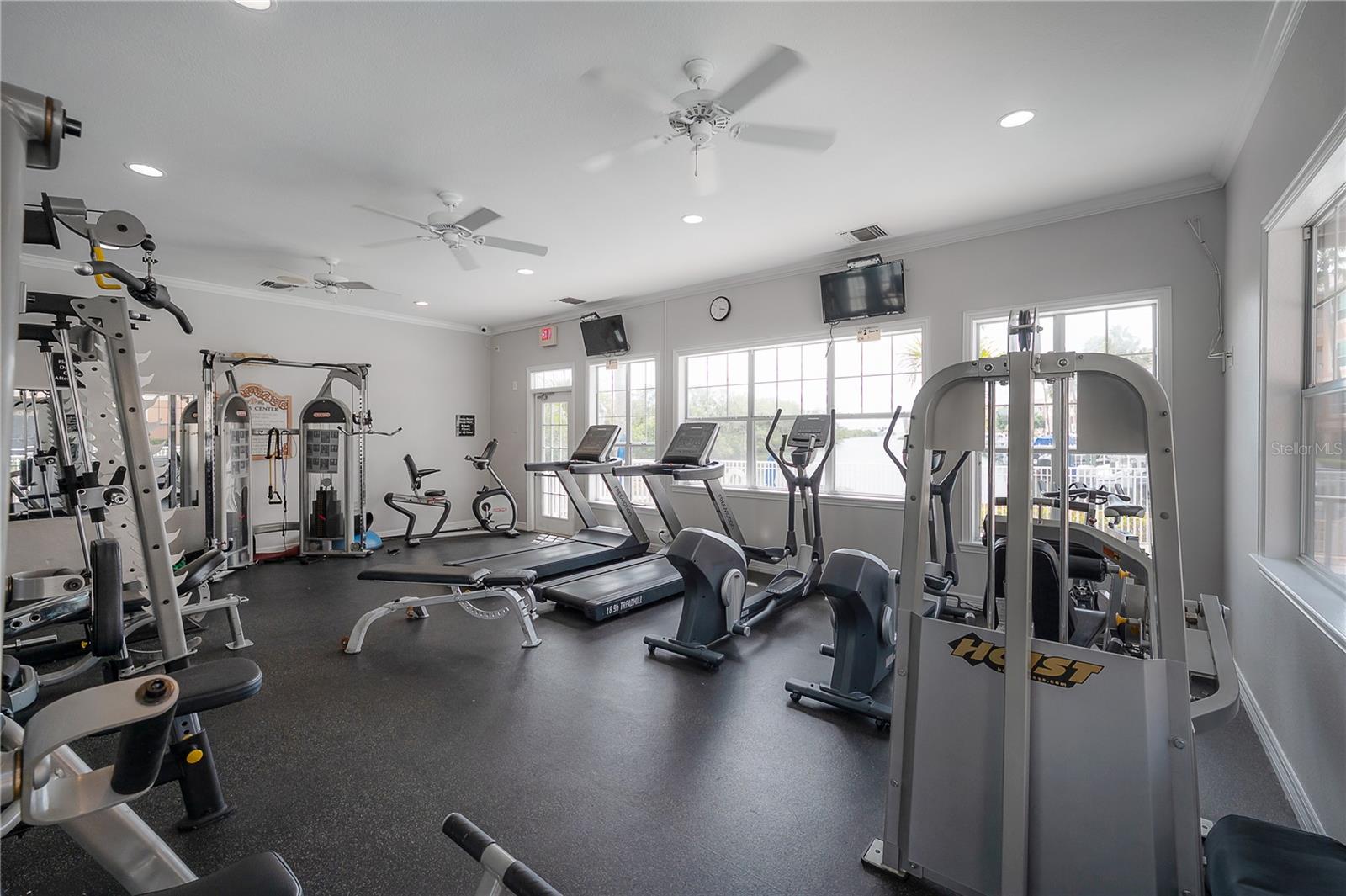 5000 CULBREATH KEY WAY #8-302, TAMPA, FL, 33611