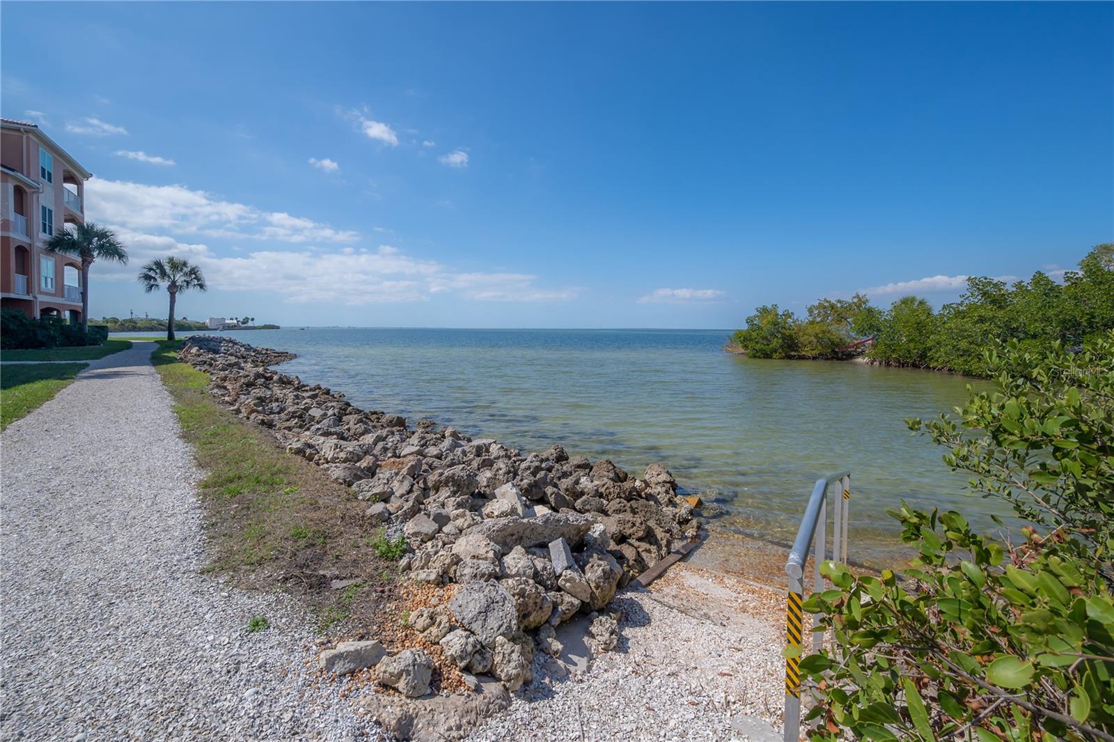 5000 CULBREATH KEY WAY #8-302, TAMPA, FL, 33611