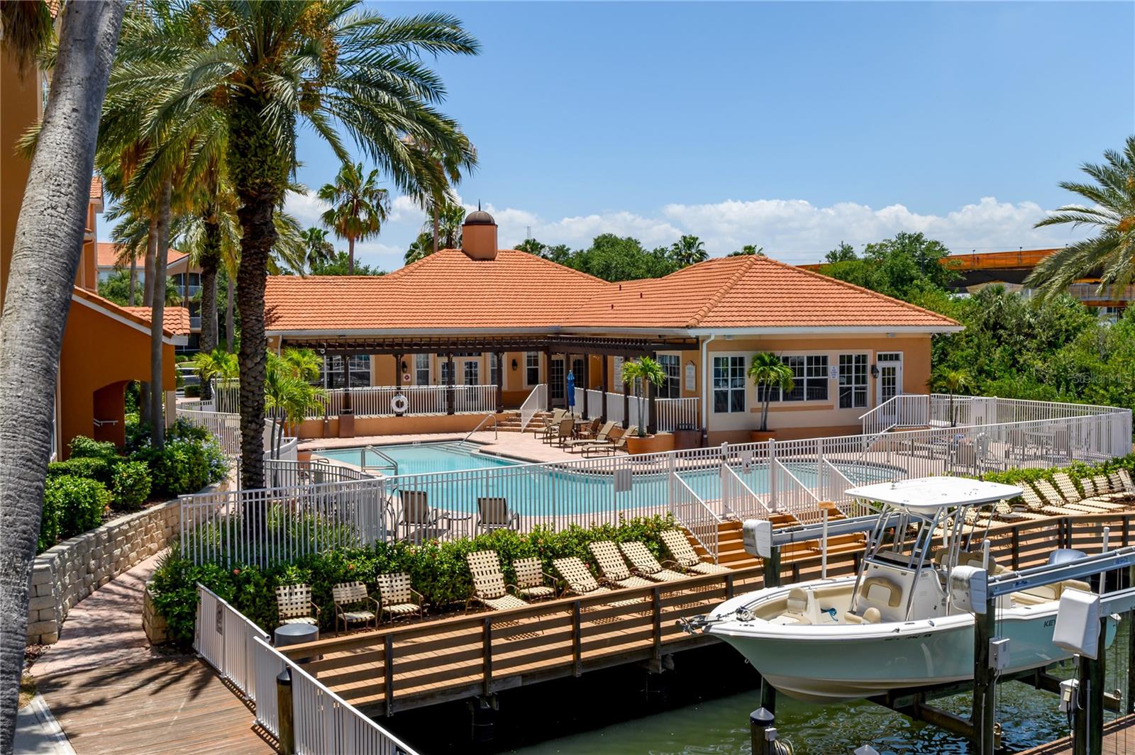 5000 CULBREATH KEY WAY #8-302, TAMPA, FL, 33611