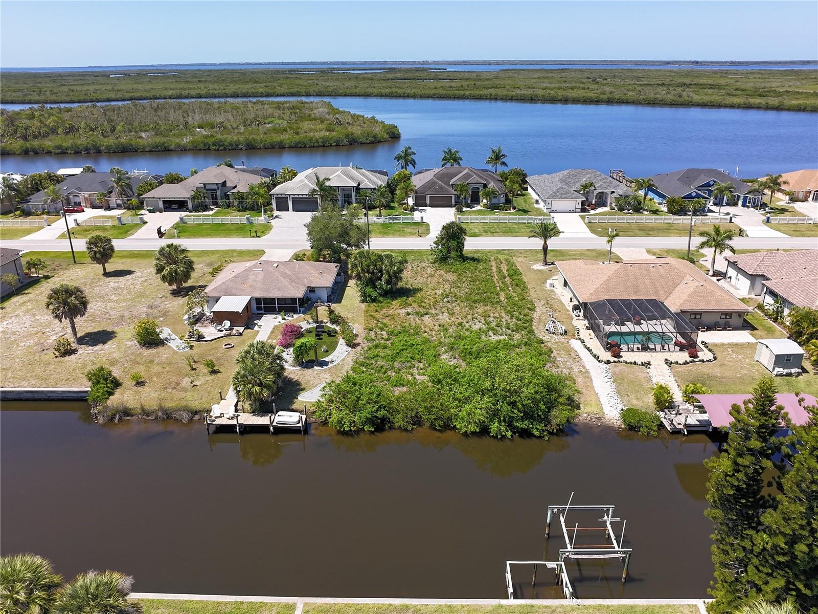 17360 OHARA DR, PORT CHARLOTTE, FL, 33948