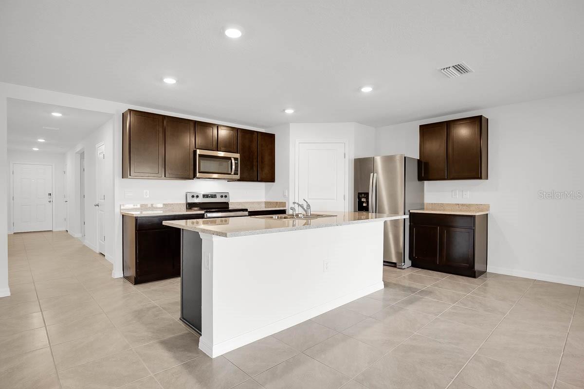 16530 WINDMILL FORGE PASS, WIMAUMA, FL, 33598