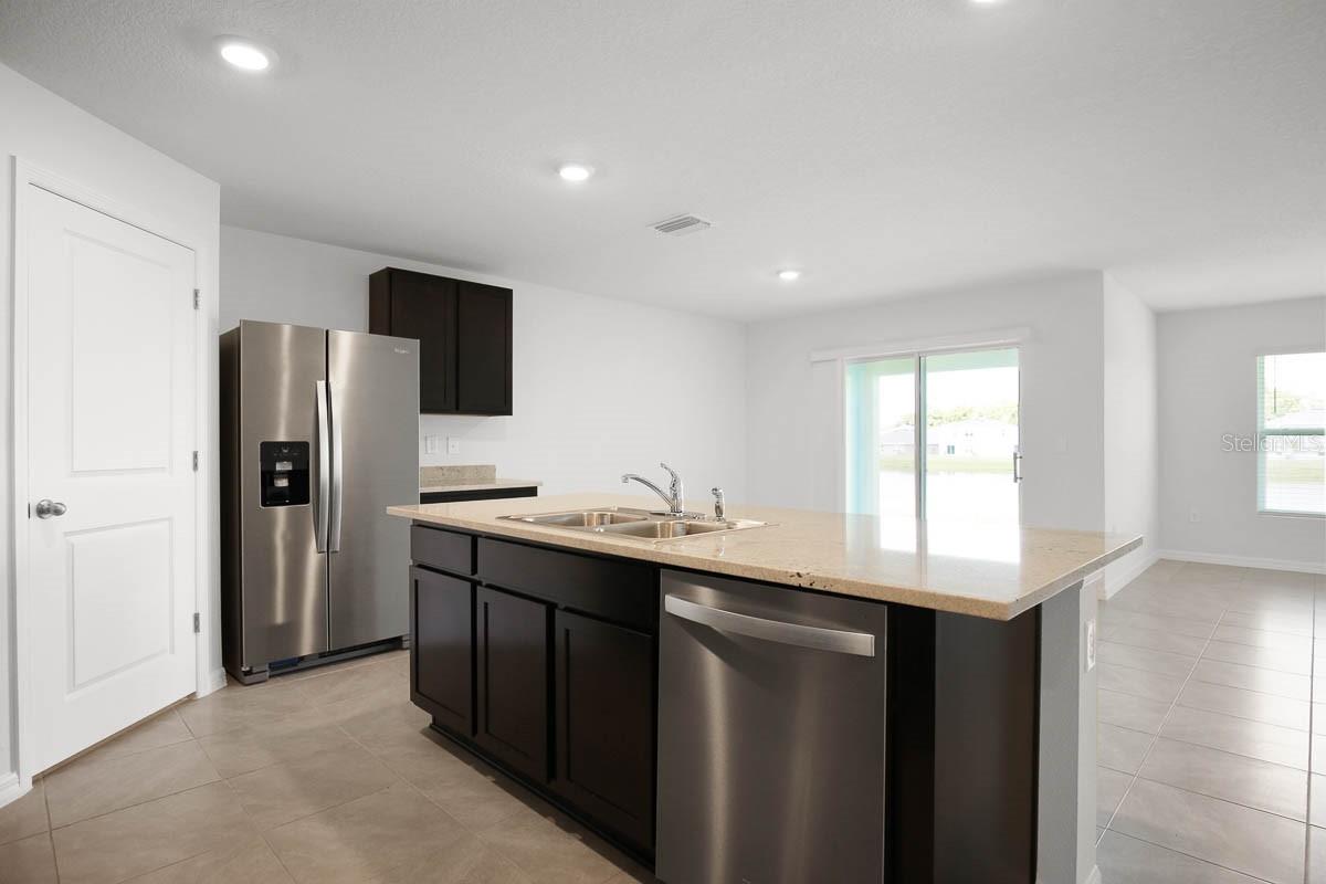 16530 WINDMILL FORGE PASS, WIMAUMA, FL, 33598