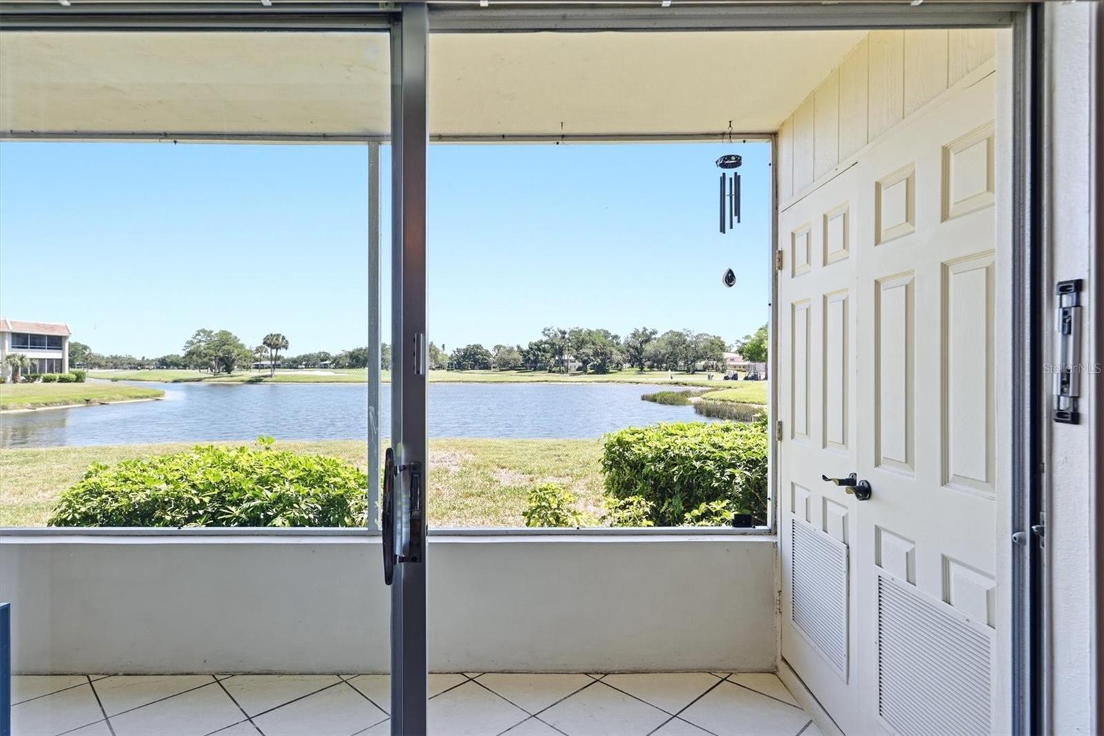 7271 W COUNTRY CLUB DR N #122, SARASOTA, FL, 34243